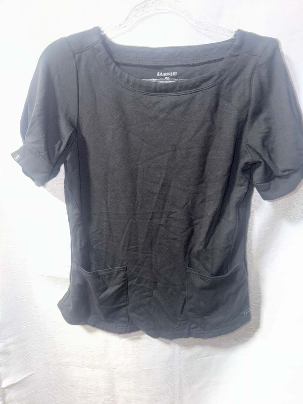 Jaanuu Women's Short Sleeve Scrub Top with Pockets - Black